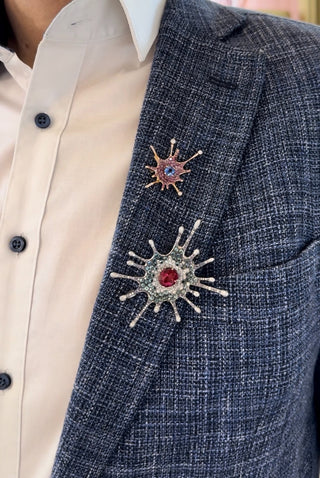 Splash brooch